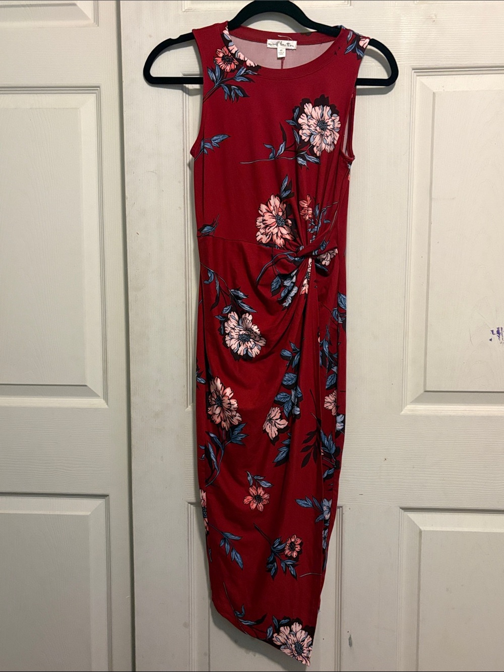 nine britton Red Floral Twist-Front Midi Dress